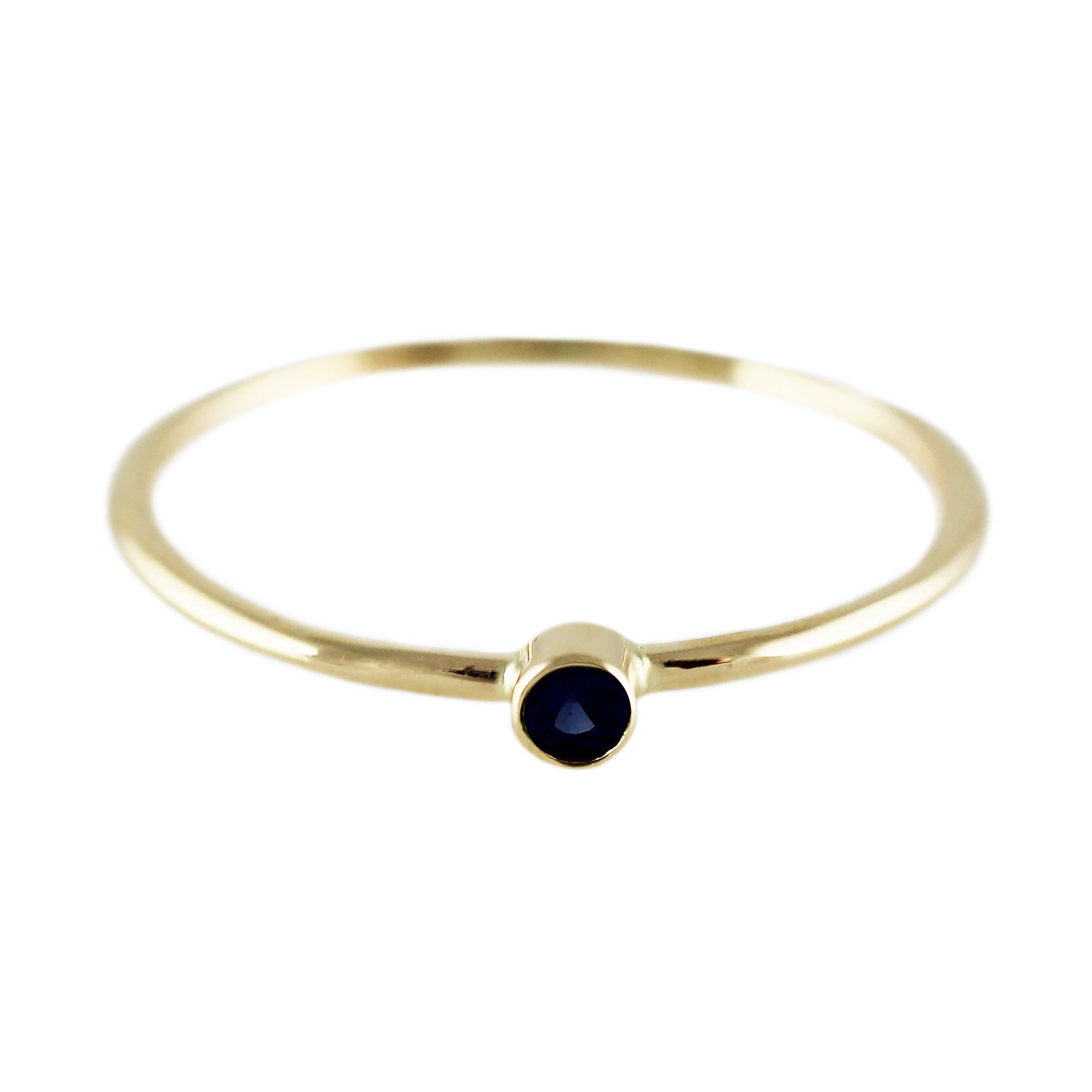 14K SINGLE SAPPHIRE RING
