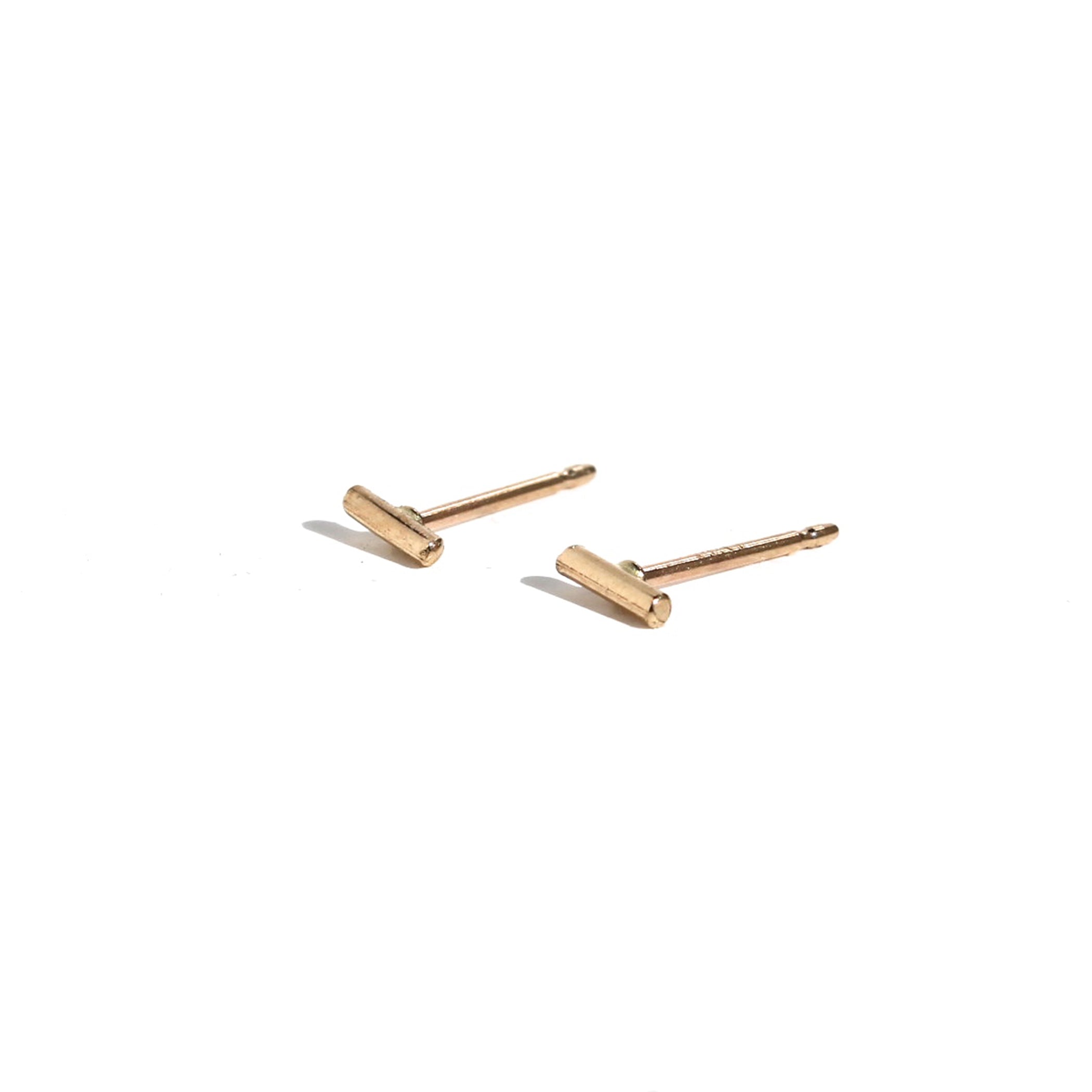 14K 5 MM GOLD STAPLE
