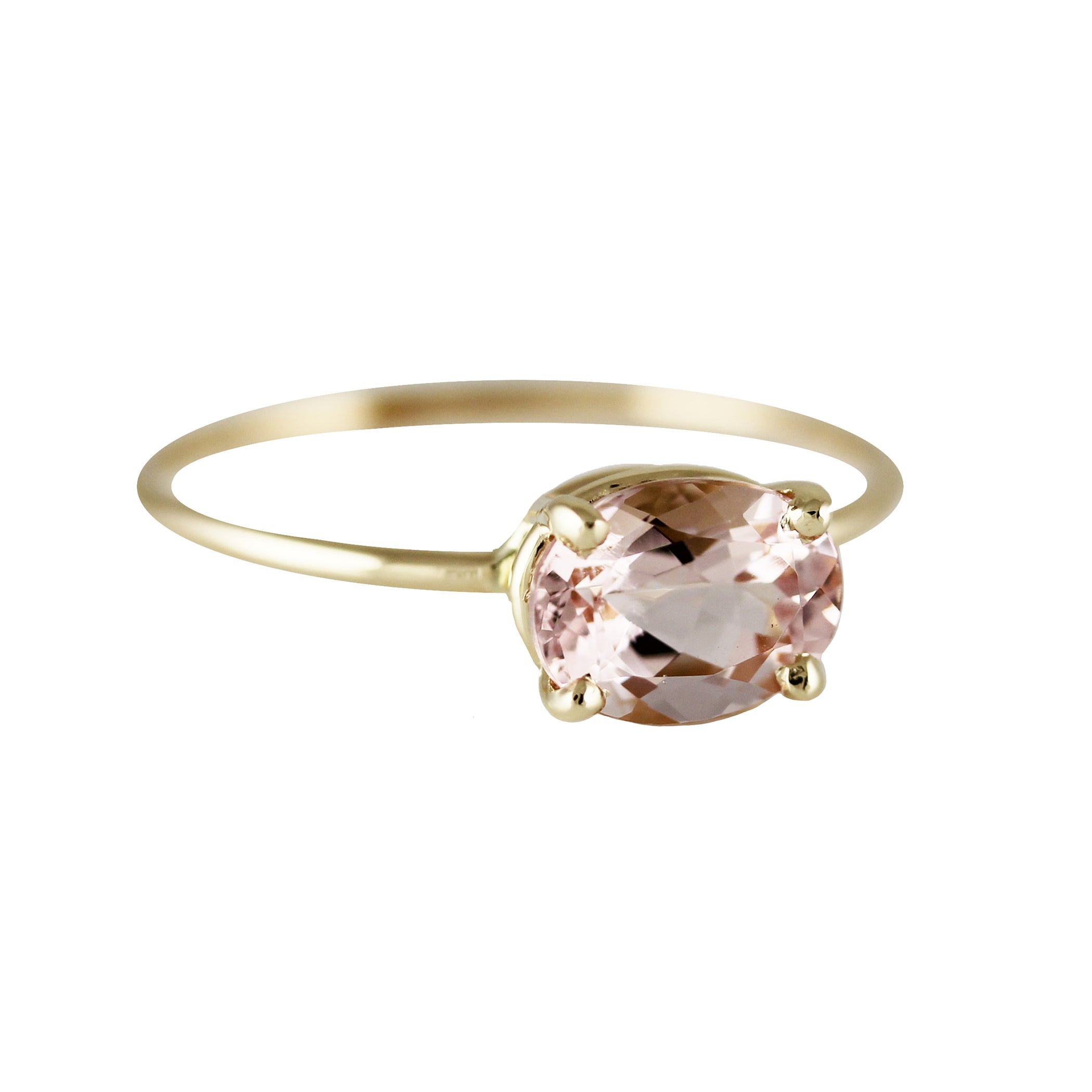 OVAL MORGANITE RING