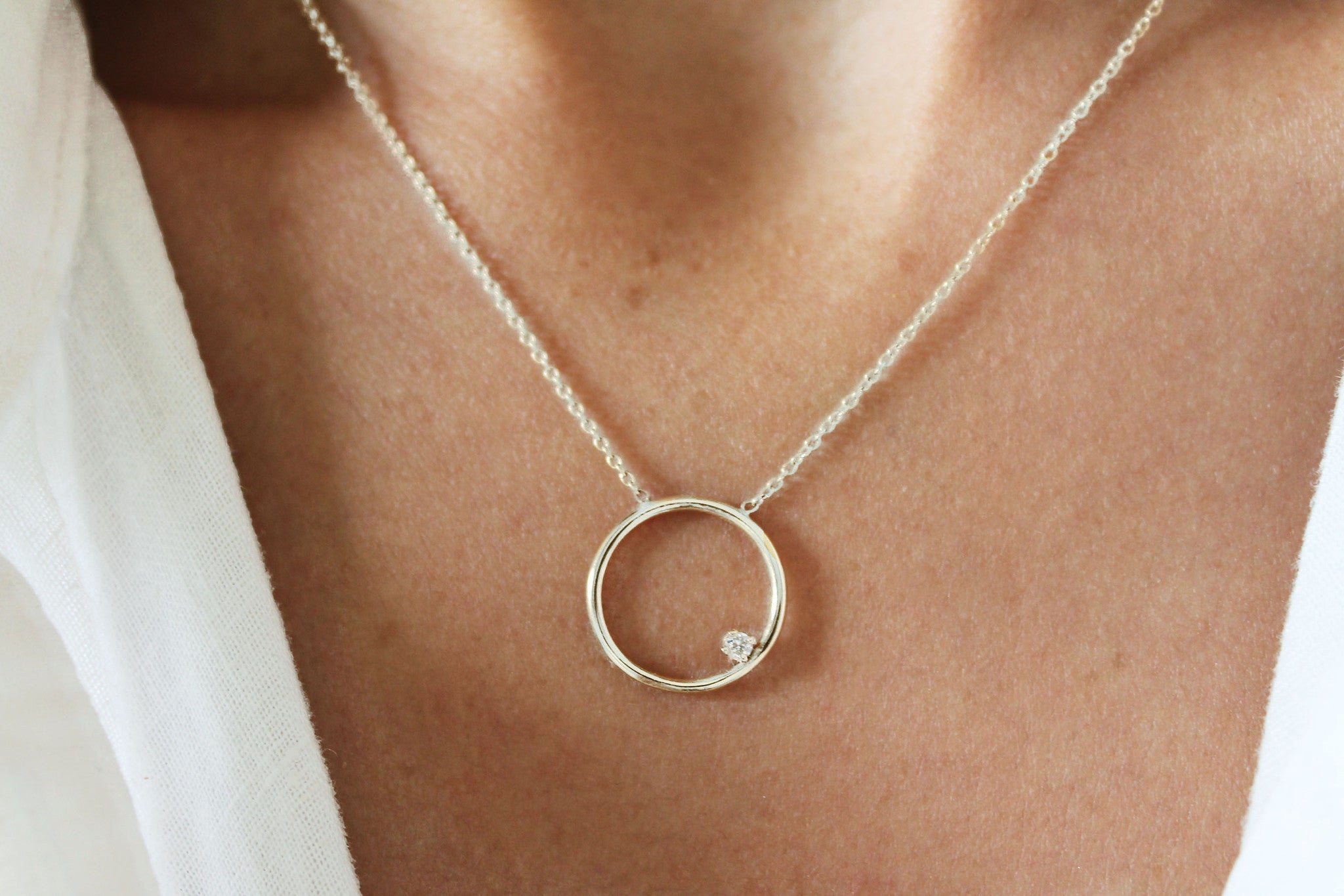 AZALEA SILVER NECKLACE