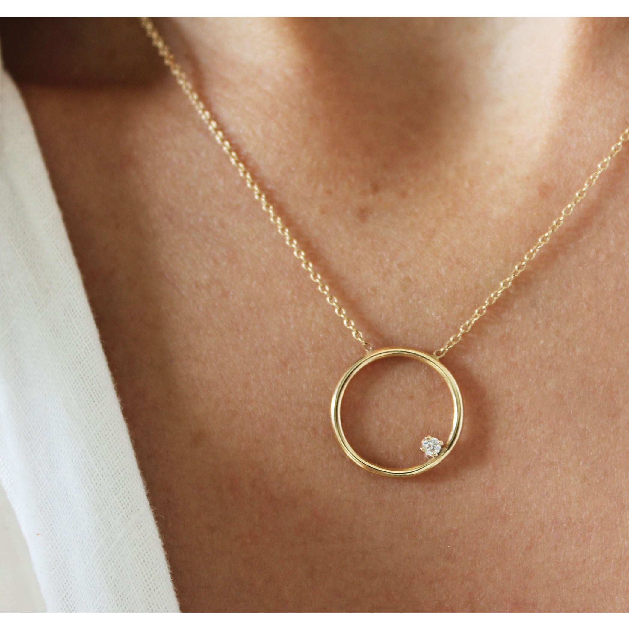 AZALEA DIAMOND NECKLACE