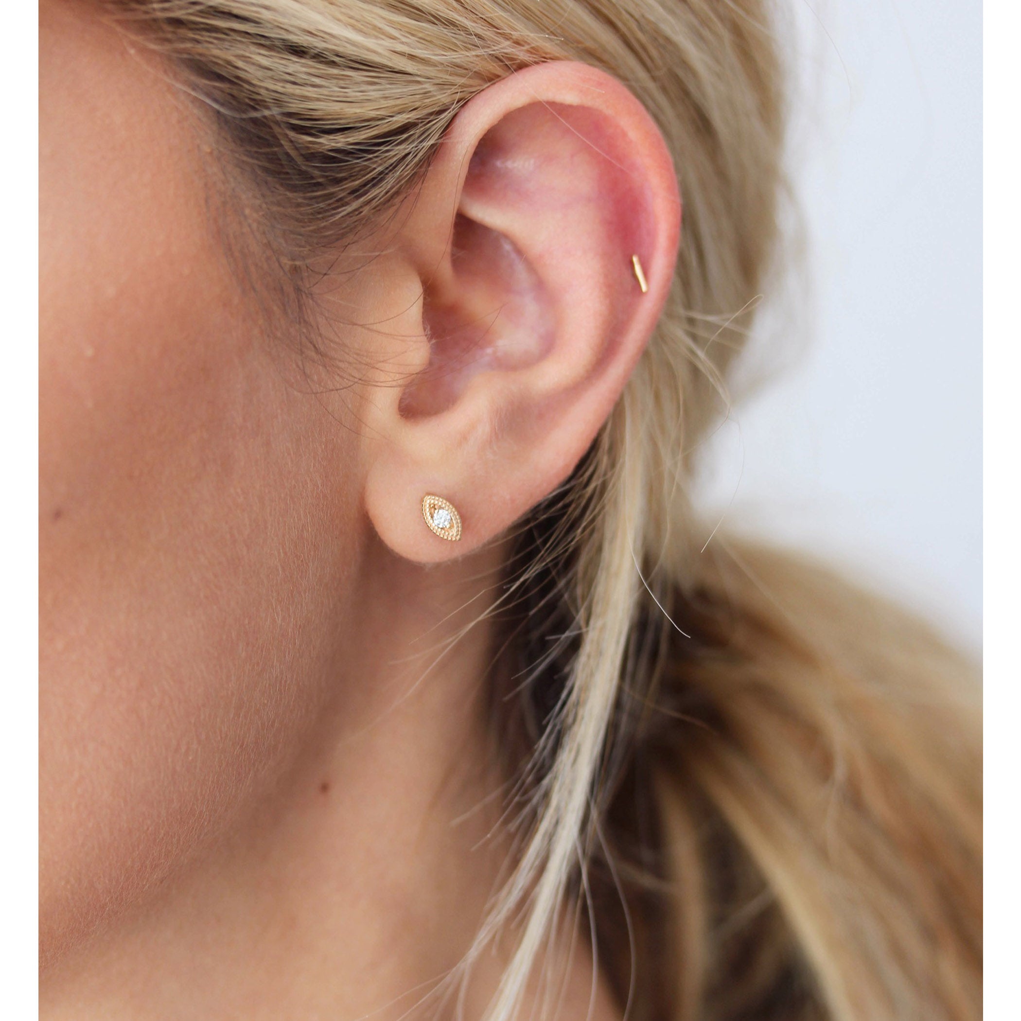 14K 5 MM GOLD STAPLE