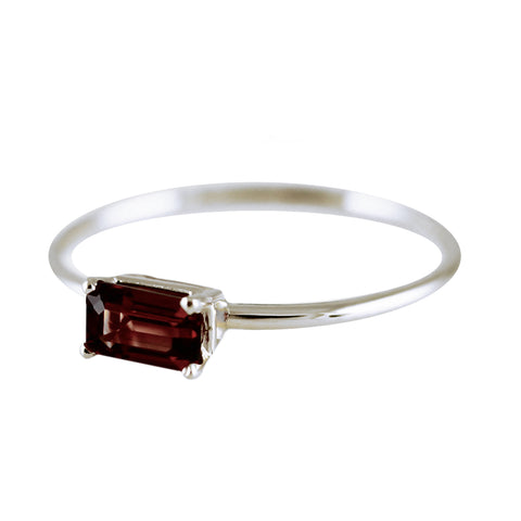 VIOLET RING