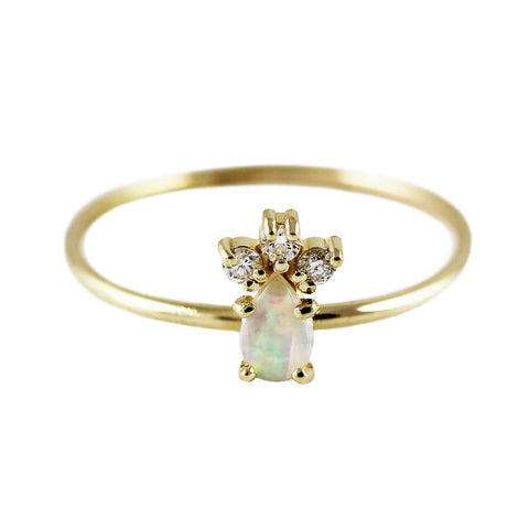 14K ROUND OPAL WITH DIAMONDS RING