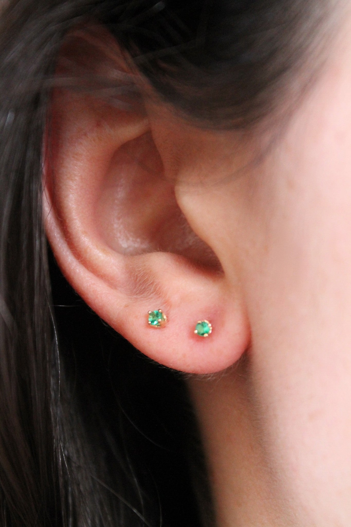 TINY EMERALD STUDS