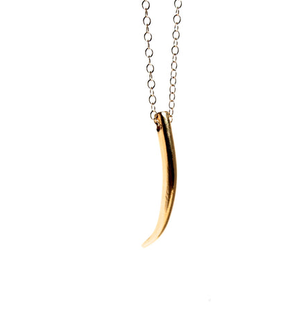 SILVER SHARK TOOTH NECKLACE