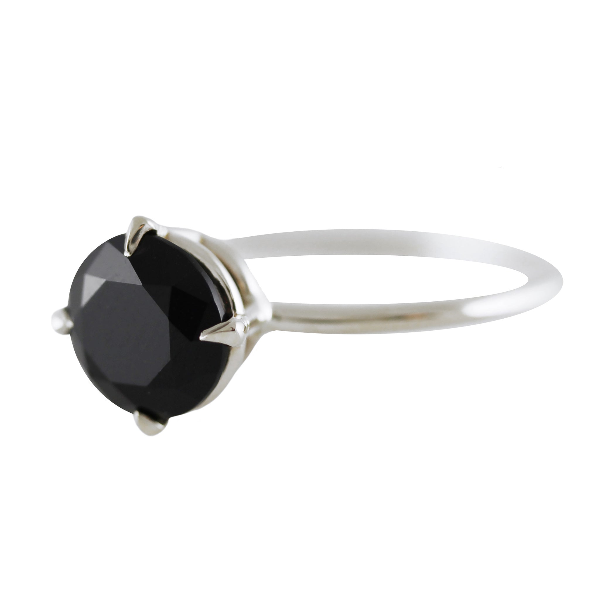 RONDE ONYX SILVER RING