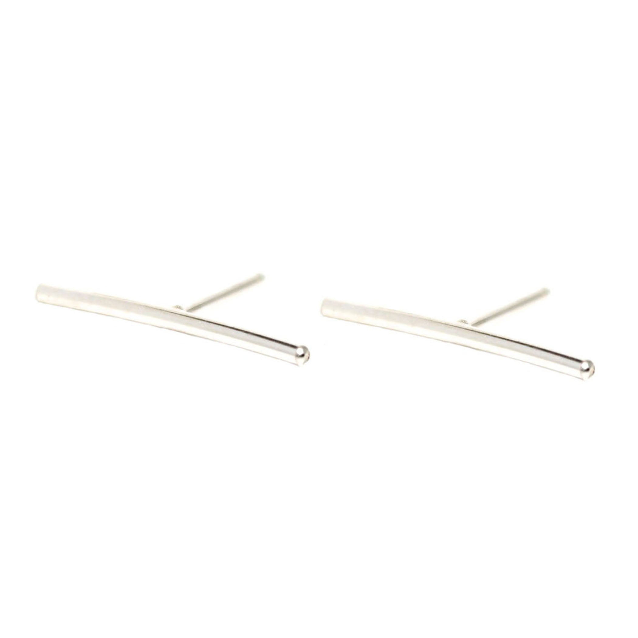 SILVER STAPLE 20MM STUDS