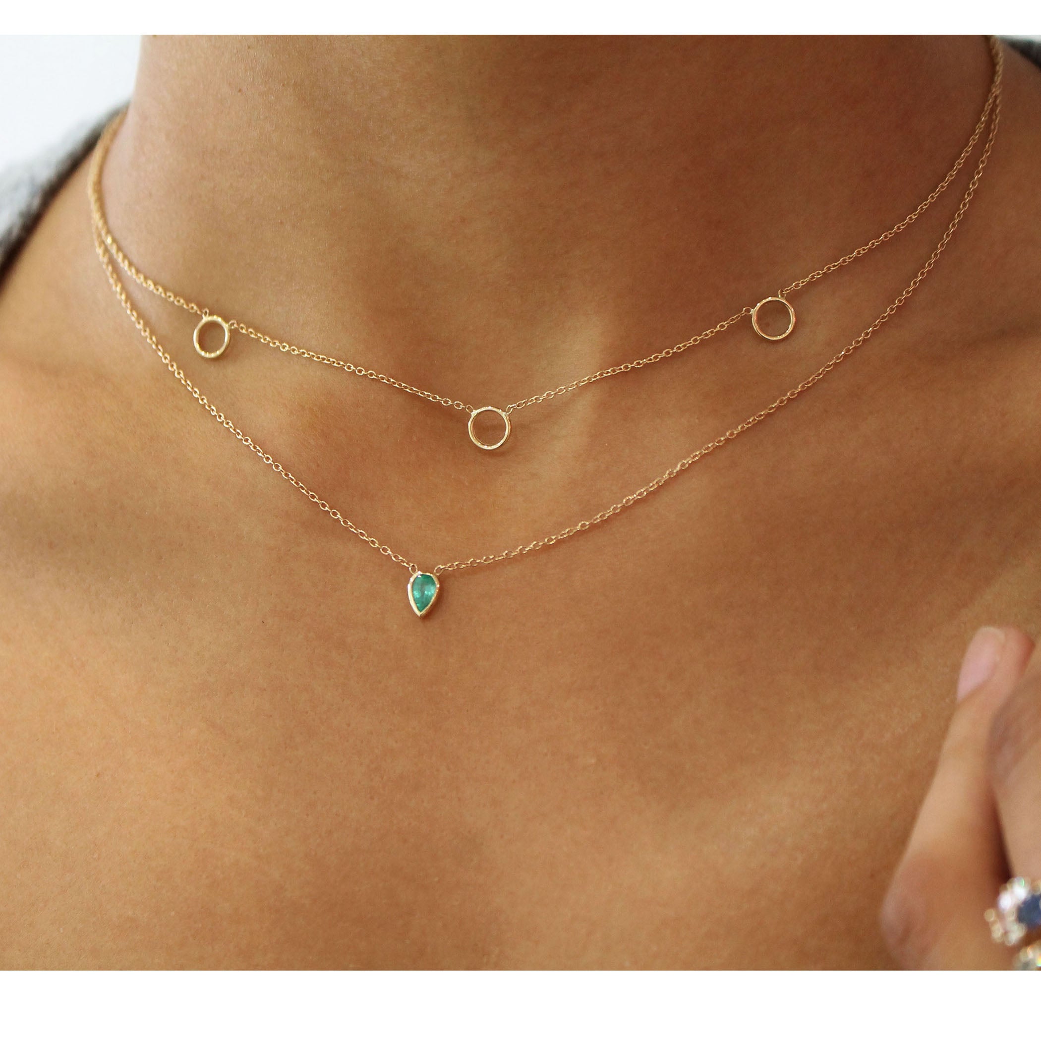 TINY CIRCLES TRIO NECKLACE