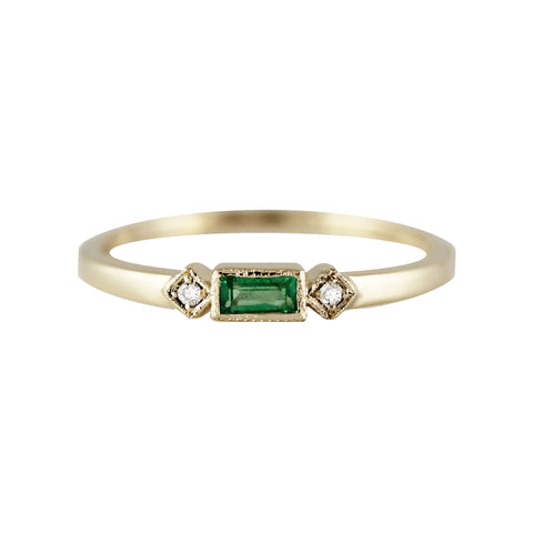 14K 3 MM ROUND EMERALD WITH SIDE DIAMONDS RING