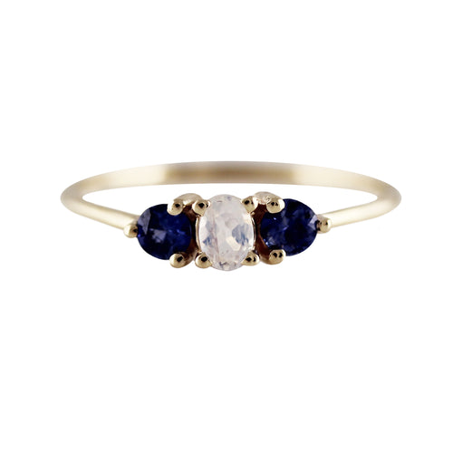 14K OVAL RAINBOW MOONSTONE WITH BLUE SAPPHIRES RING