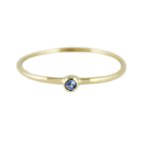 ROUND SAPPHIRE WITH SIDE DIAMONDS RING