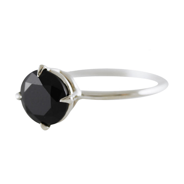 RONDE ONYX SILVER RING